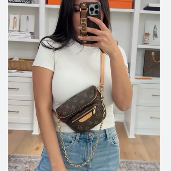 Brand new LV mini bum bag - Picture 2 of 15